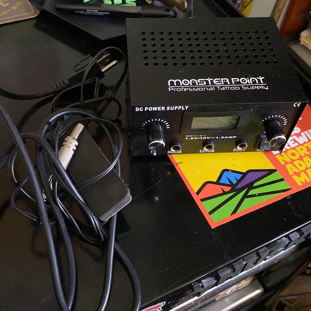 Monsterpoint Tattoo Machine Power Supply